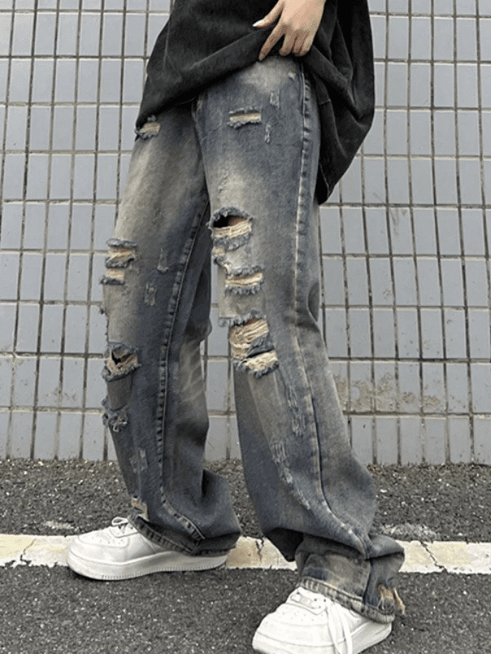 Style Core Aesthetics, New Style Trends - Jean déchiré coupe boyfriend délavé et effiloché Style Core Aesthetics, New Style Trends - Jean déchiré coupe boyfriend délavé et effiloché