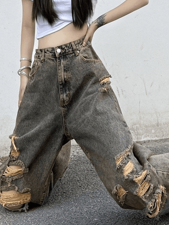 Style Core Aesthetics, New Style Trends - Jean déchiré en denim délavé Style Core Aesthetics, New Style Trends - Jean déchiré en denim délavé