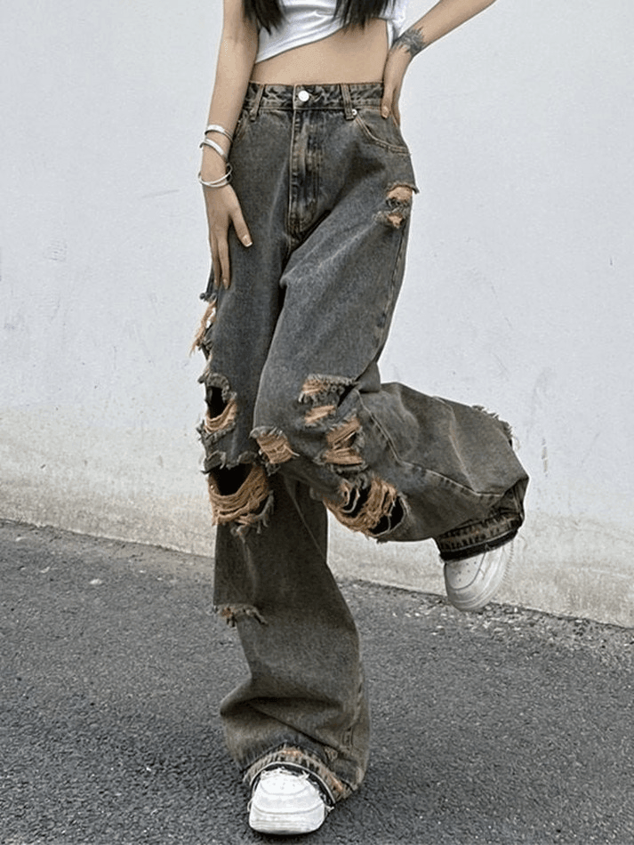 Style Core Aesthetics, New Style Trends - Jean déchiré en denim délavé Style Core Aesthetics, New Style Trends - Jean déchiré en denim délavé