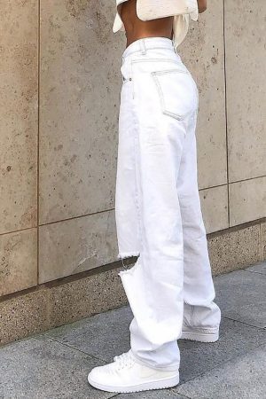 Style Core Aesthetics, New Style Trends - Jean extra-déchiré taille mi-haute