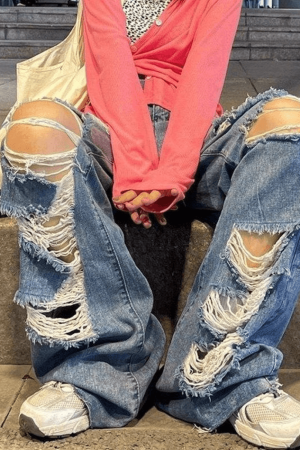 Style Core Aesthetics, New Style Trends - Jean super déchiré taille haute