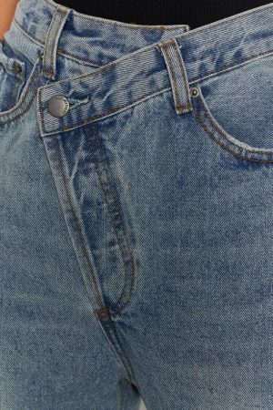 Style Core Aesthetics, New Style Trends - Jean taille haute 'Irina'