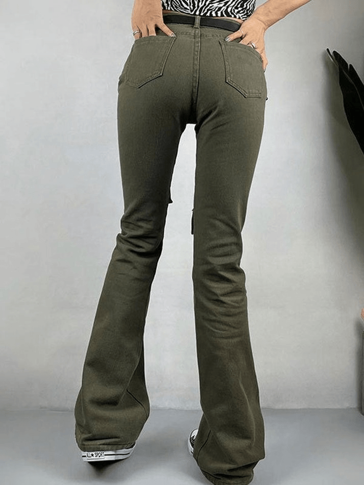 Style Core Aesthetics, New Style Trends - Jean évasé délavé à décor métallique Style Core Aesthetics, New Style Trends - Jean évasé délavé à décor métallique