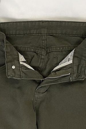 Style Core Aesthetics, New Style Trends - Jean évasé délavé à décor métallique