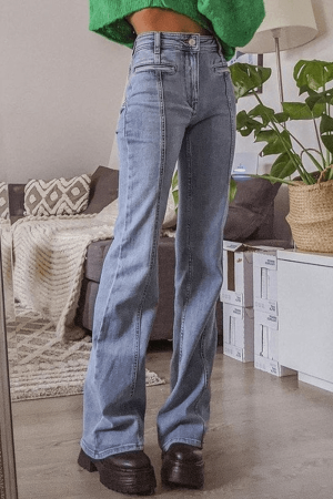 Style Core Aesthetics, New Style Trends - Jean évasé à patchwork d'étoiles dans le dos