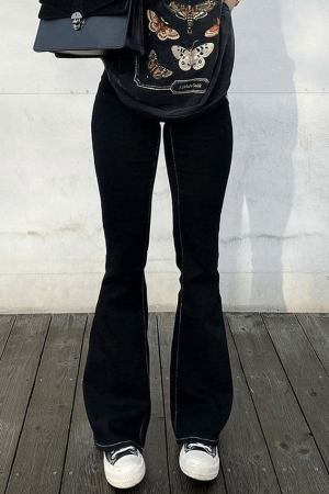 Style Core Aesthetics, New Style Trends - Jean évasé taille mi-haute délavé