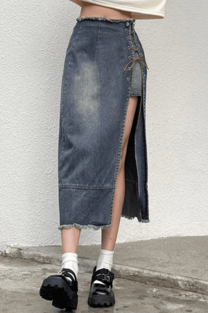 Style Core Aesthetics, New Style Trends - Jupe en jean déchirée fendue sur le devant