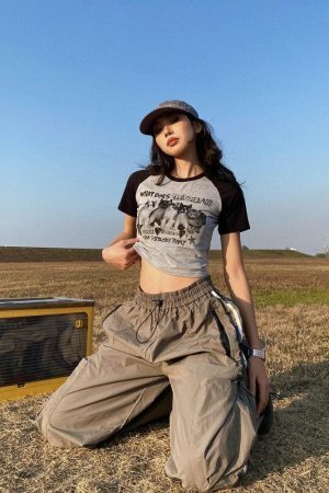 Style Core Aesthetics, New Style Trends - Kitty Print Crop Tee