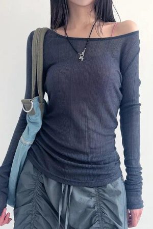 Style Core Aesthetics, New Style Trends - Knitted Mesh Backless Top