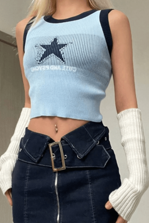 Style Core Aesthetics, New Style Trends - Knitted Star Cropped Tank Top