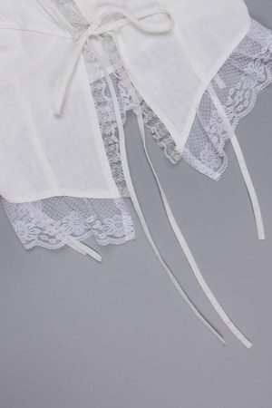 Style Core Aesthetics, New Style Trends - Lace Trim Ruffle Crop Tank Top