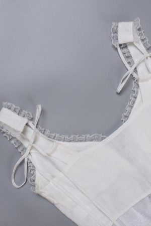 Style Core Aesthetics, New Style Trends - Lace Trim Ruffle Crop Tank Top