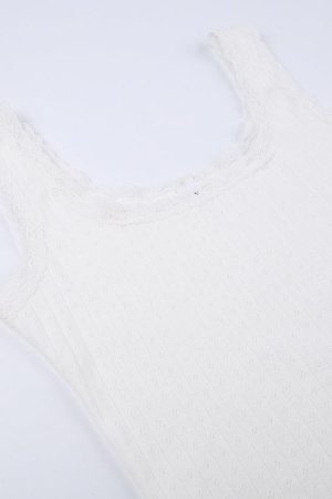 Style Core Aesthetics, New Style Trends - Lace Trim White Cropped Tank Top