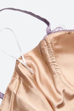 Style Core Aesthetics, New Style Trends - Lace Wired Mini Dress