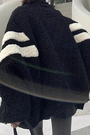 Style Core Aesthetics, New Style Trends - Lambswool Stripe Splice Jacket