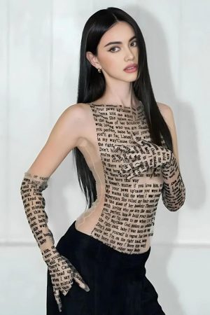 Style Core Aesthetics, New Style Trends - Letter Printed Top with Gloves