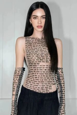 Style Core Aesthetics, New Style Trends - Letter Printed Top with Gloves