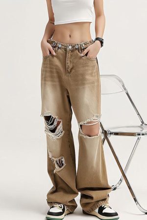 Style Core Aesthetics, New Style Trends - Light Wash Low Rise Ripped Jeans