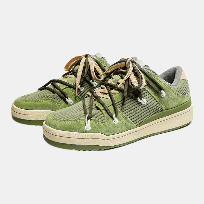 Style Core Aesthetics, New Style Trends - 'Lined' Shoes