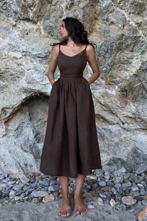 Style Core Aesthetics, New Style Trends - Linen Midi Dress