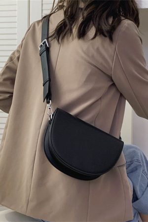 Style Core Aesthetics, New Style Trends - Liora | Sac Bandoulière Demi-Lune