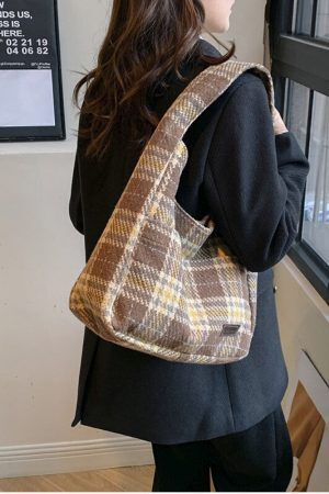 Style Core Aesthetics, New Style Trends - Liora | Sac hobo