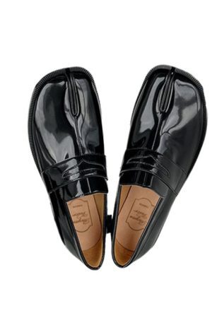 Style Core Aesthetics, New Style Trends - London Bridge Split Toe Tabi Loafers
