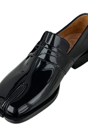 Style Core Aesthetics, New Style Trends - London Bridge Split Toe Tabi Loafers
