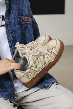 Style Core Aesthetics, New Style Trends - 'Look away' Shoes