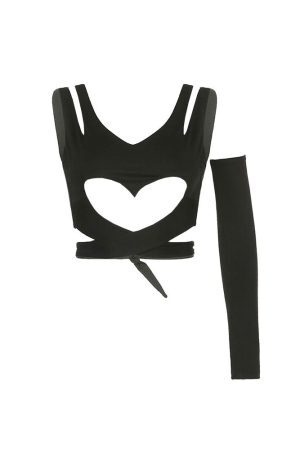 Style Core Aesthetics, New Style Trends - Love So Dangerous Top