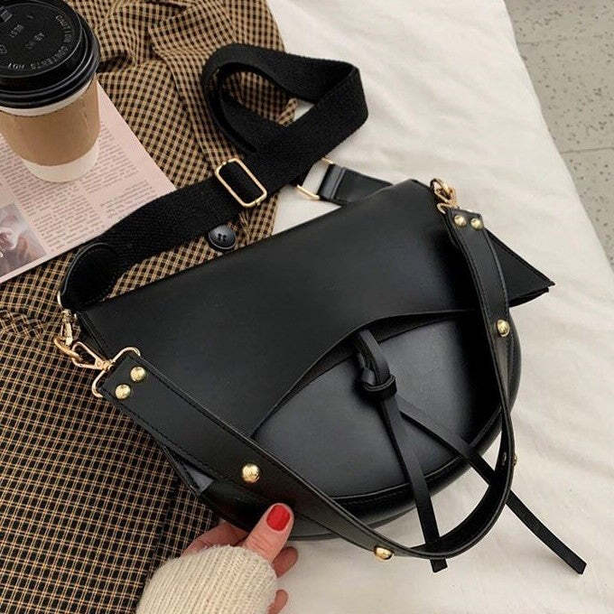 Style Core Aesthetics, New Style Trends - Lunara | Sac bandoulière Style Core Aesthetics, New Style Trends - Lunara | Sac bandoulière