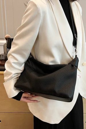 Style Core Aesthetics, New Style Trends - Maelis | Sac bandoulière design