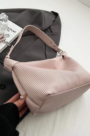 Style Core Aesthetics, New Style Trends - Maelis | Sac bandoulière design