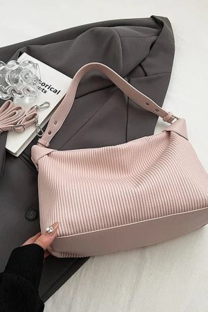 Style Core Aesthetics, New Style Trends - Maelis | Sac bandoulière design