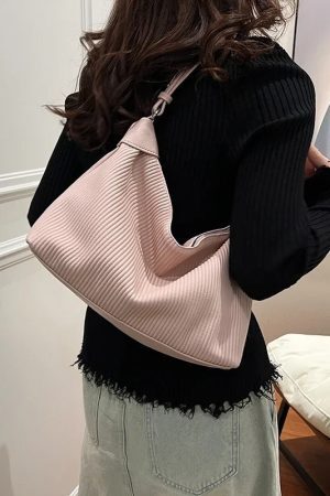 Style Core Aesthetics, New Style Trends - Maelis | Sac bandoulière design