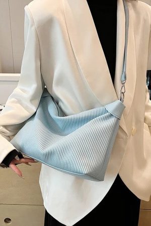 Style Core Aesthetics, New Style Trends - Maelis | Sac bandoulière design