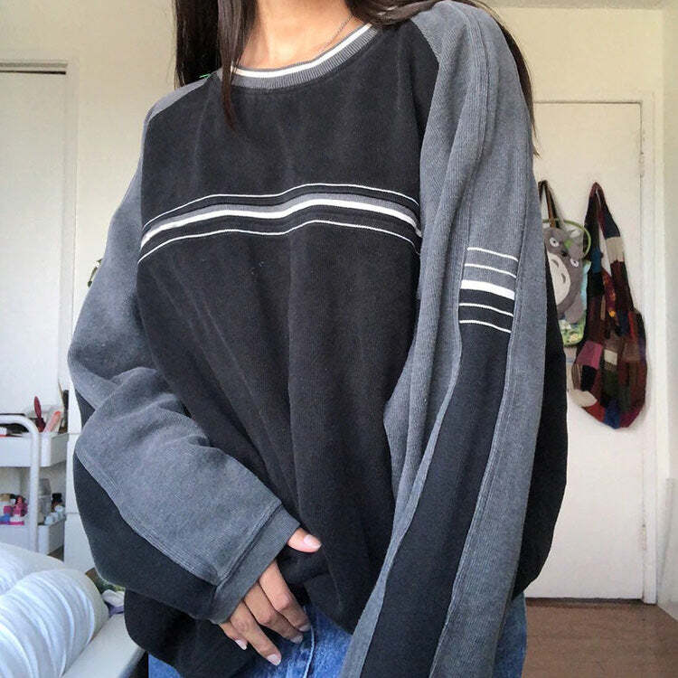 Style Core Aesthetics, New Style Trends - Meet Me On Campus Sweatshirt