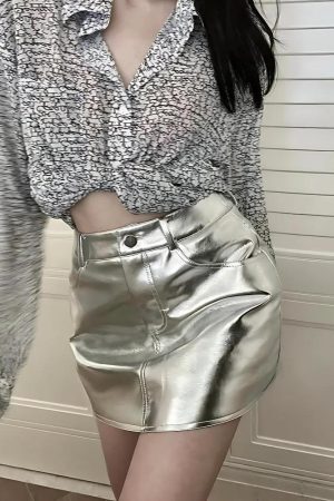 Style Core Aesthetics, New Style Trends - Metallic Faux Leather Mini Skirt