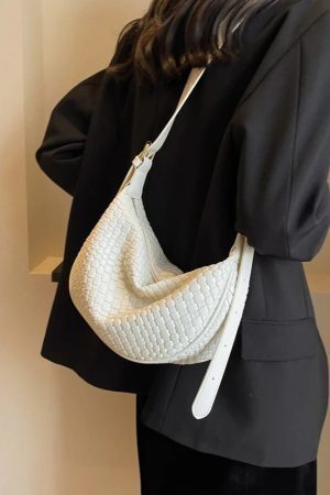 Style Core Aesthetics, New Style Trends - Meyla | Mini sac demi‑lune