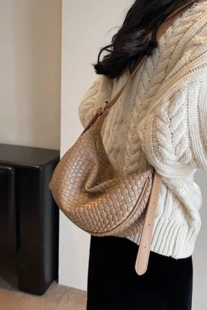 Style Core Aesthetics, New Style Trends - Meyla | Mini sac demi‑lune