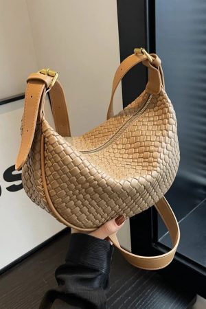 Style Core Aesthetics, New Style Trends - Meyla | Mini sac demi‑lune