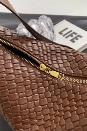 Style Core Aesthetics, New Style Trends - Meyla | Mini sac demi‑lune