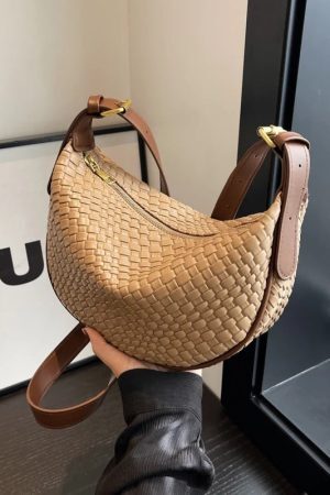 Style Core Aesthetics, New Style Trends - Meyla | Mini sac demi‑lune