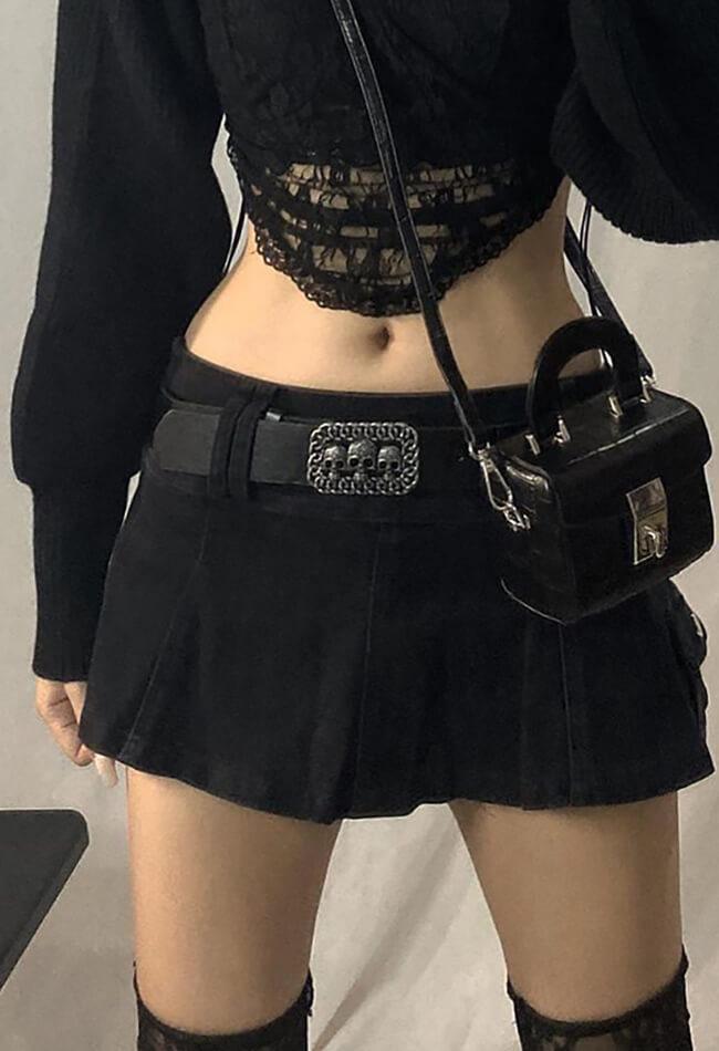 Style Core Aesthetics, New Style Trends - Mini jupe patineuse en jean Style Core Aesthetics, New Style Trends - Mini jupe patineuse en jean