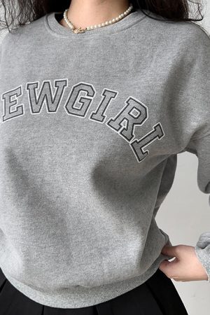 Style Core Aesthetics, New Style Trends - New Girl Vintage Sweatshirt