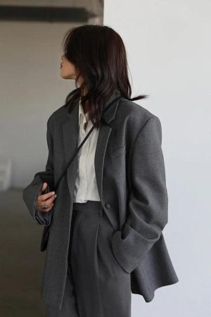 Style Core Aesthetics, New Style Trends - Office Style Wide Shoulder Classy Blazer