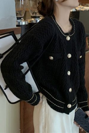 Style Core Aesthetics, New Style Trends - Old Money Aesthetic Cardigan