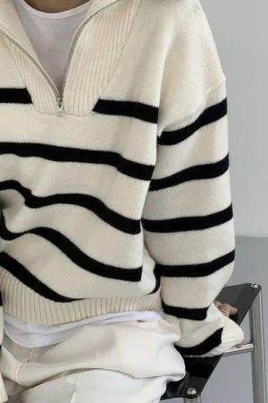 Style Core Aesthetics, New Style Trends - Old Money Zip Up Striped Sweater