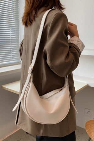 Style Core Aesthetics, New Style Trends - Oraya | Sac demi‑lune chic