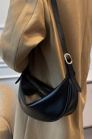 Style Core Aesthetics, New Style Trends - Oraya | Sac demi‑lune chic